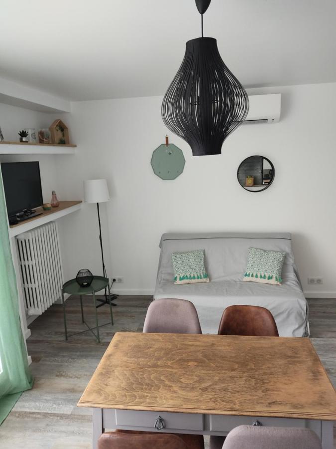 Appartement Climatise Avec Balcon,Wifi, Proche Remparts Avignon Eksteriør bilde